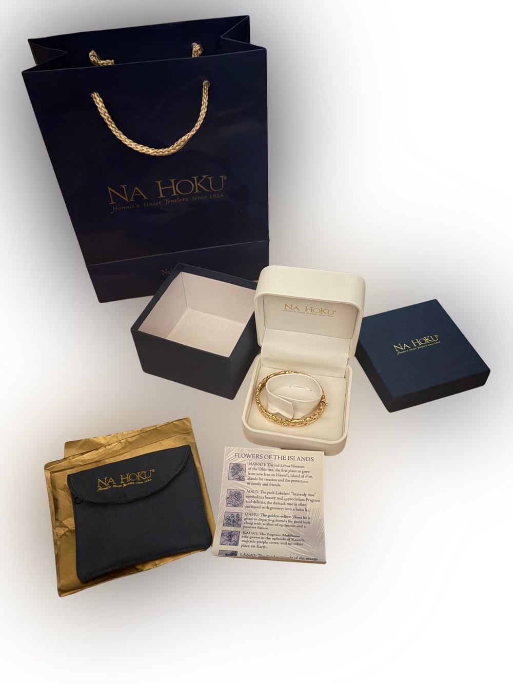 Na Hoku 14K Gold Flowers of the Islands diamond Bangle w/ Box & Receipt Size 7"